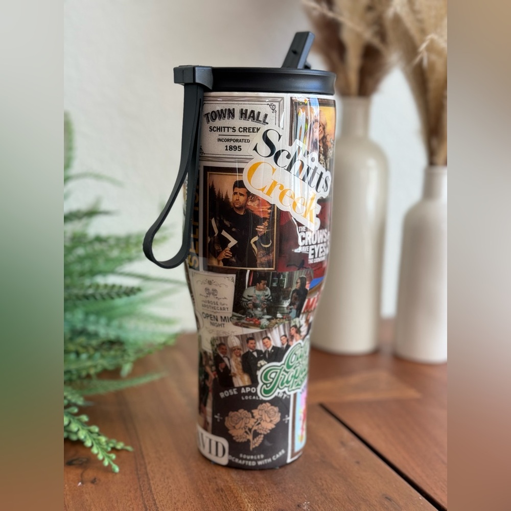 Schitt’s Creek 40oz Curve Tumbler